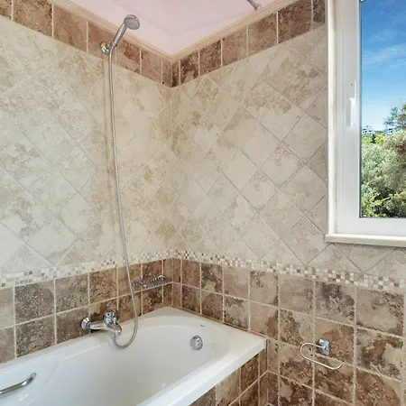 Belvedere Rosa Lefkáda